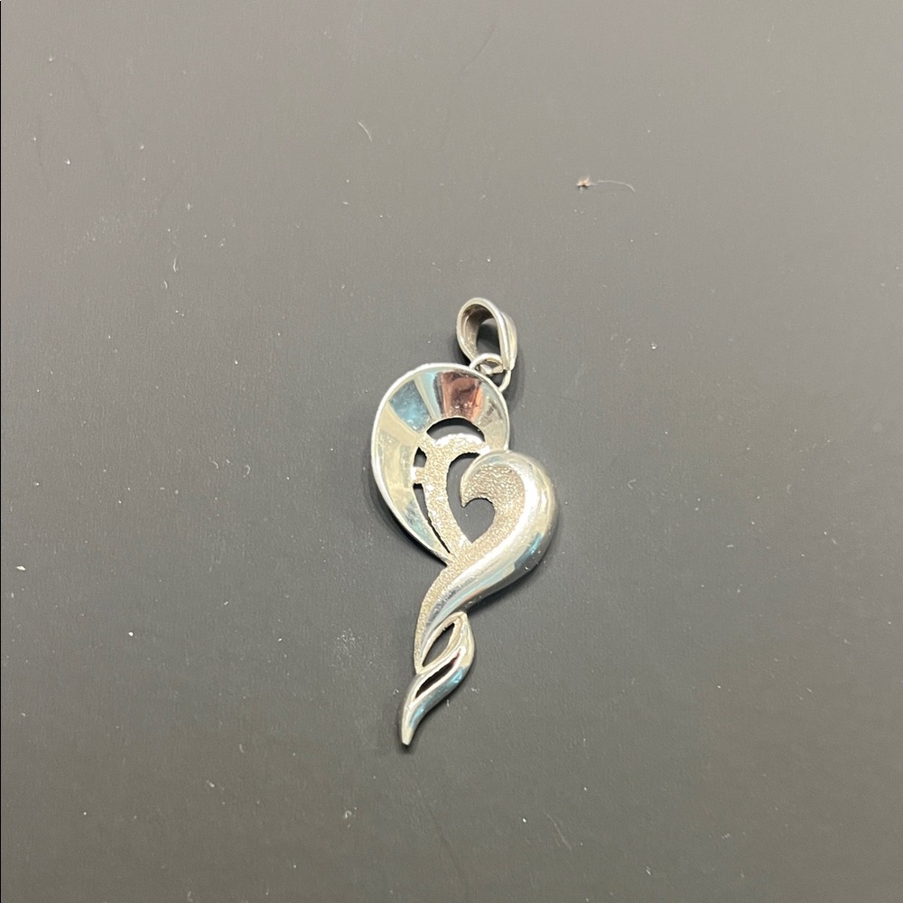 Elegant Silver Heart Pendant